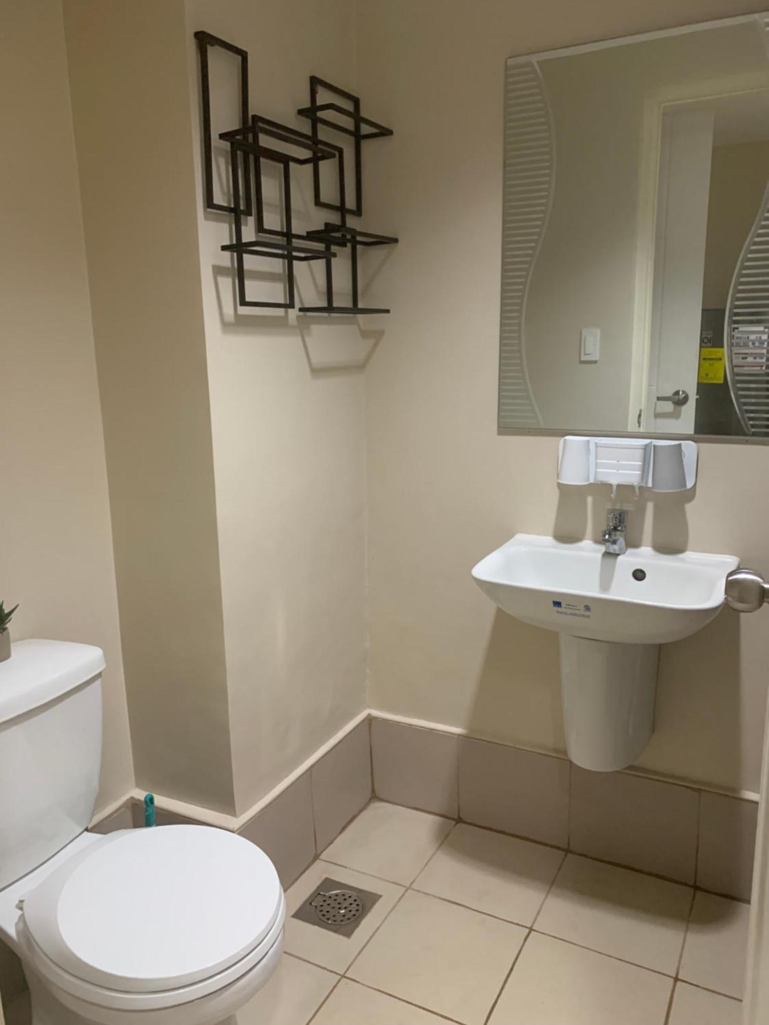 Luxanos Condo Place- Sunvida Tower 세부 외부 사진