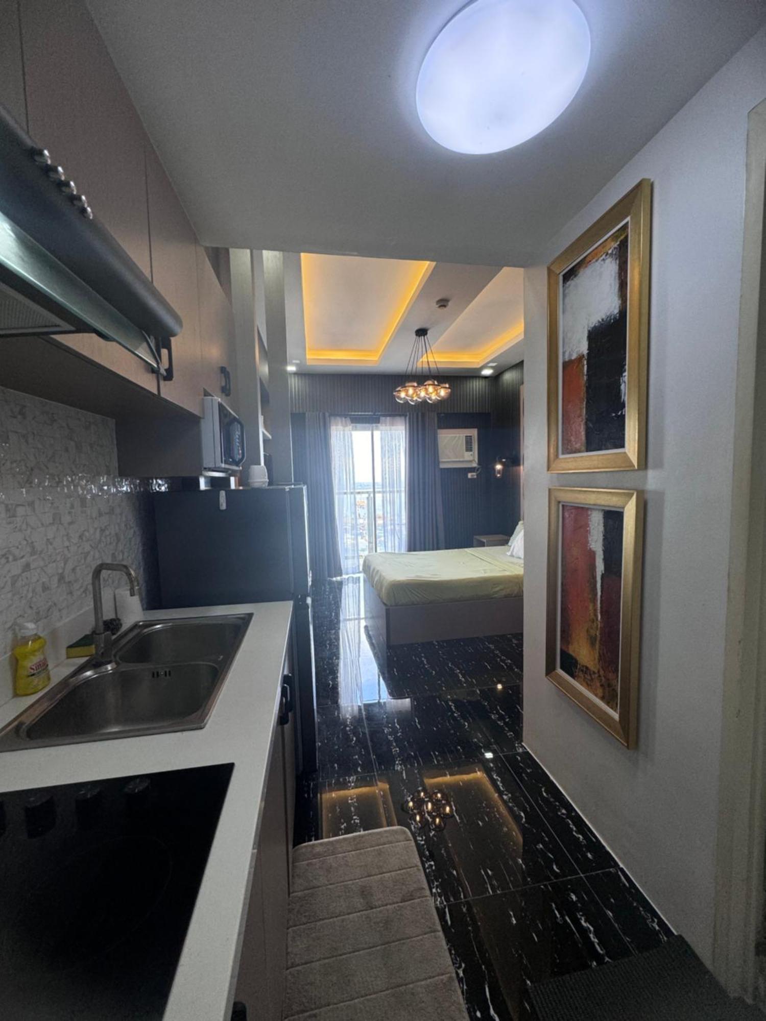 Luxanos Condo Place- Sunvida Tower 세부 외부 사진