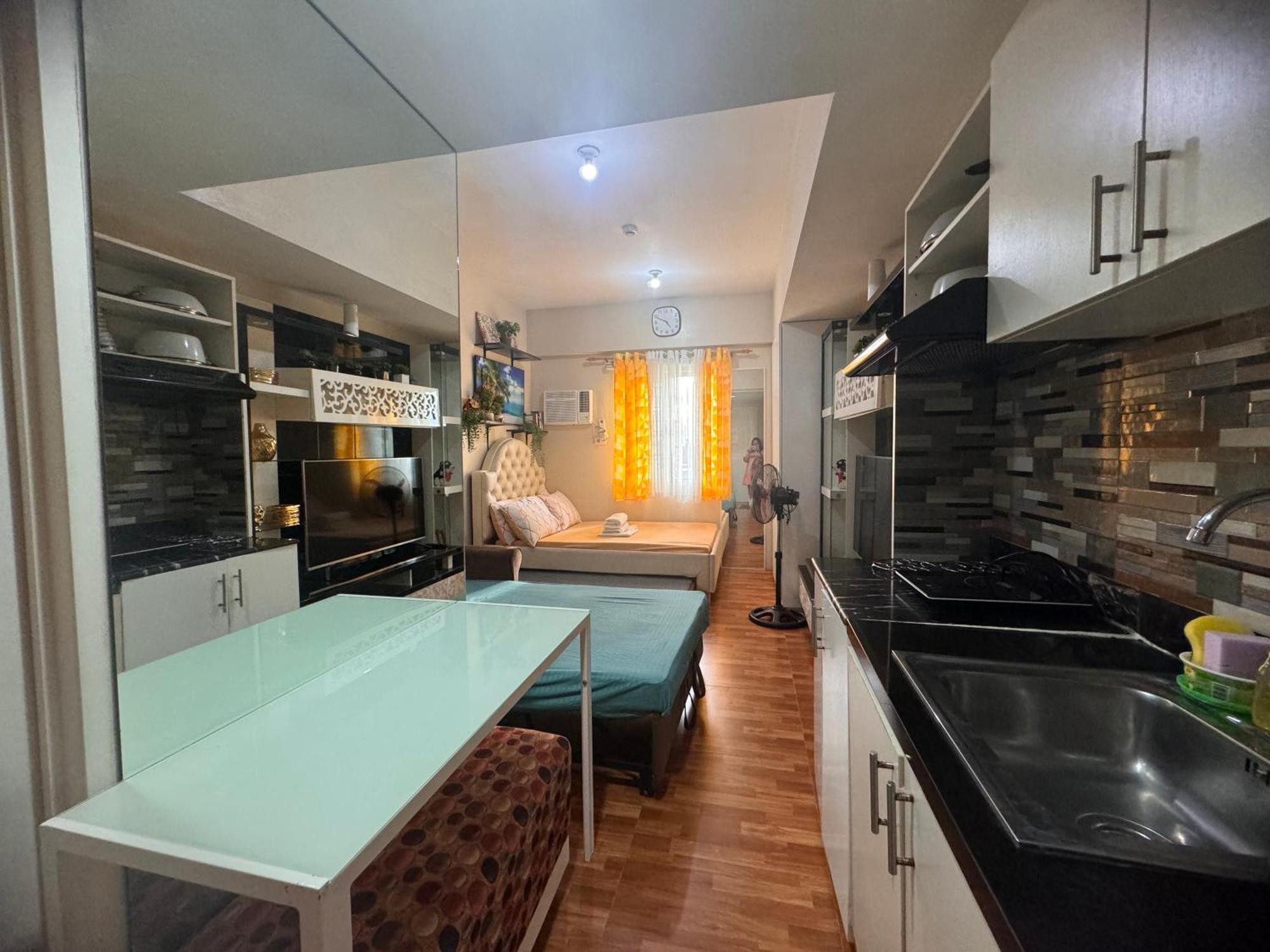Luxanos Condo Place- Sunvida Tower 세부 외부 사진